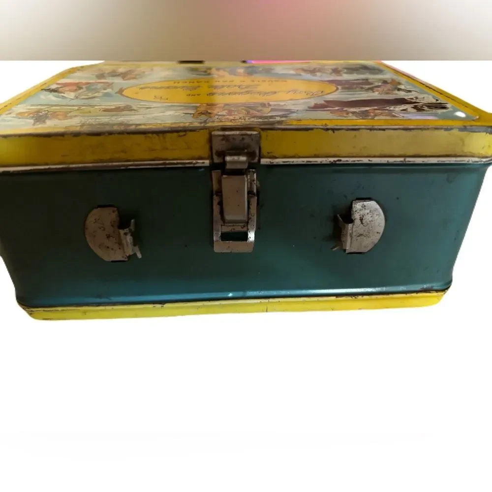 Roy Rogers and Dale Evan’s 1950s Double R Bar Ranch Lunch Box, Fair Condition